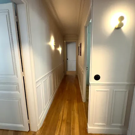 Parisian Luxury Style - Heart Of Montparnasse Apartment *