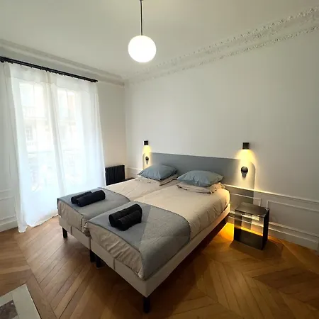Parisian Luxury Style - Heart Of Montparnasse Apartment Paris